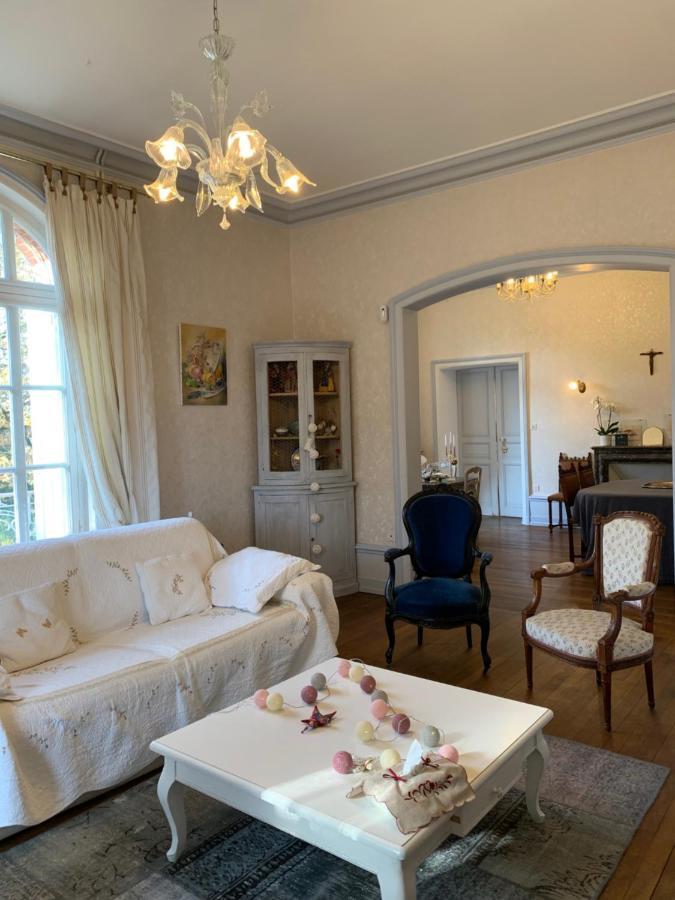 Le Manoir Des Rochers Bouere Dış mekan fotoğraf